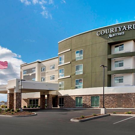Courtyard By Marriott Schenectady At Mohawk Harbor Hotel Exterior photo